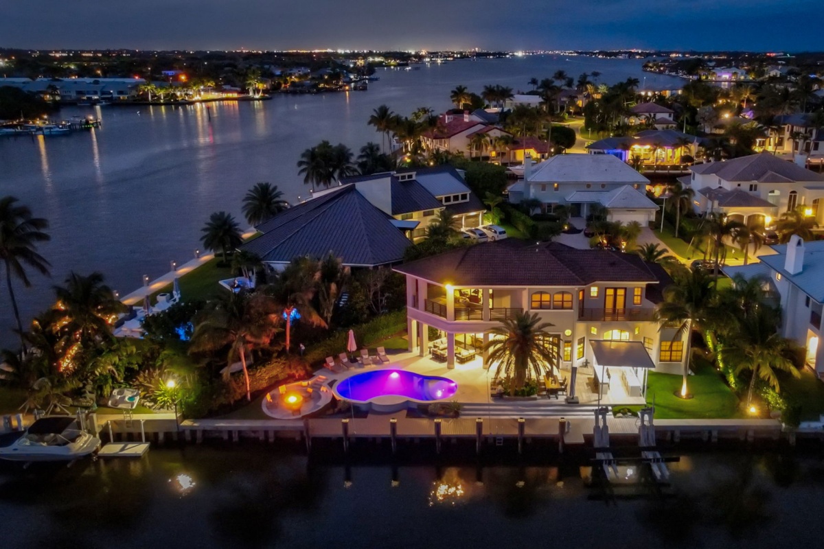 22 Eleuthera Drive, Ocean Ridge, Florida 33435, ,Home,For Sale,Eleuthera Drive,1002