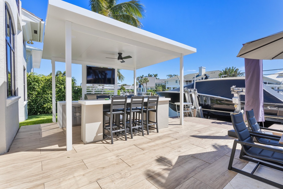 22 Eleuthera Drive, Ocean Ridge, Florida 33435, ,Home,For Sale,Eleuthera Drive,1002