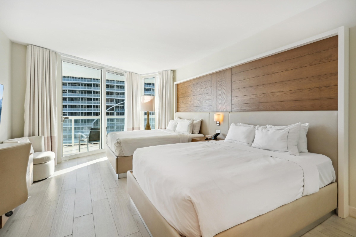 505 N Fort Lauderdale Beach Blvd, Fort Lauderdale, Florida 33304, 1 Bedroom Bedrooms, ,1 BathroomBathrooms,Apartment,For Sale,The Q Club ,N Fort Lauderdale Beach Blvd,12,1004