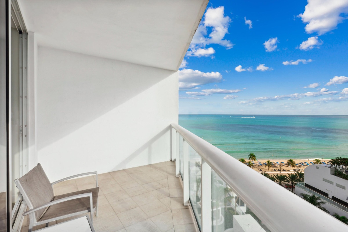 505 N Fort Lauderdale Beach Blvd, Fort Lauderdale, Florida 33304, 1 Bedroom Bedrooms, ,1 BathroomBathrooms,Apartment,For Sale,The Q Club ,N Fort Lauderdale Beach Blvd,12,1004