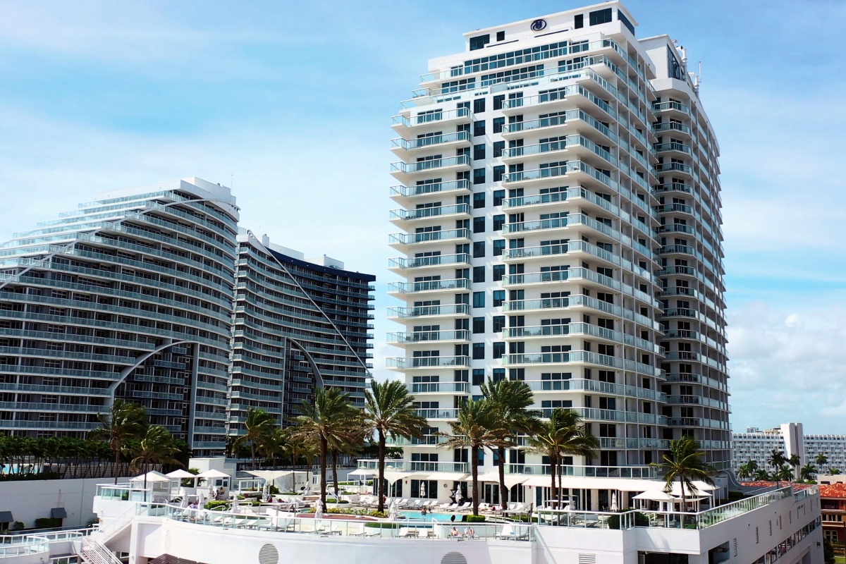 505 N Fort Lauderdale Beach Blvd, Fort Lauderdale, Florida 33304, 1 Bedroom Bedrooms, ,1 BathroomBathrooms,Apartment,For Sale,The Q Club ,N Fort Lauderdale Beach Blvd,12,1004