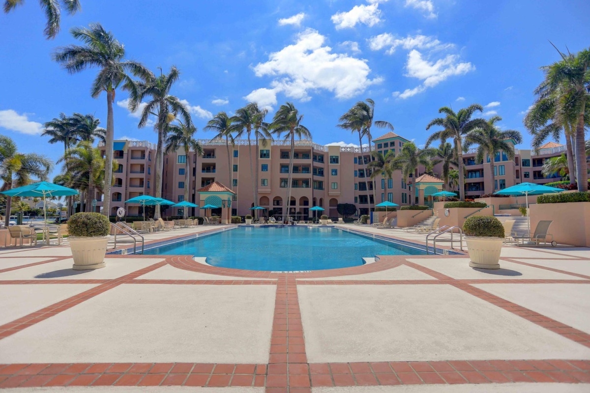100 SE 5th Avenue, Penthouse 2, Boca Raton, Florida 33432, 2 Bedrooms Bedrooms, ,2 BathroomsBathrooms,Apartment,For Sale,Mizner Court,SE 5th Avenue, Penthouse 2,5,1008