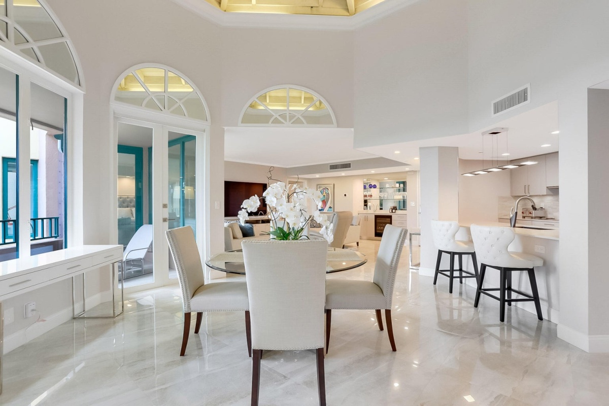 100 SE 5th Avenue, Penthouse 2, Boca Raton, Florida 33432, 2 Bedrooms Bedrooms, ,2 BathroomsBathrooms,Apartment,For Sale,Mizner Court,SE 5th Avenue, Penthouse 2,5,1008