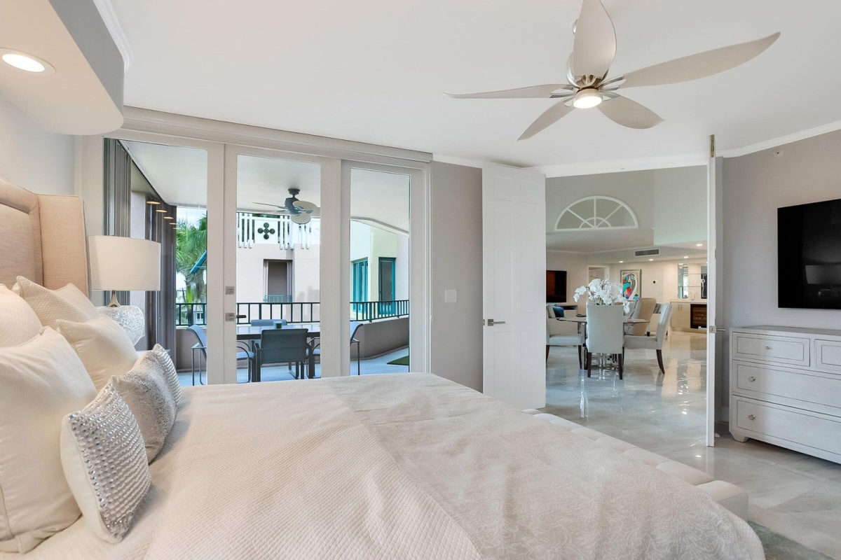 100 SE 5th Avenue, Penthouse 2, Boca Raton, Florida 33432, 2 Bedrooms Bedrooms, ,2 BathroomsBathrooms,Apartment,For Sale,Mizner Court,SE 5th Avenue, Penthouse 2,5,1008